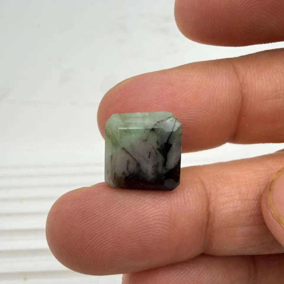 AA+ Quality SQUARE MIXED NATURAL EMERALD, GREEN COLORED, INDIAN GEMSTONE, WEIGHT 10.05 CTS